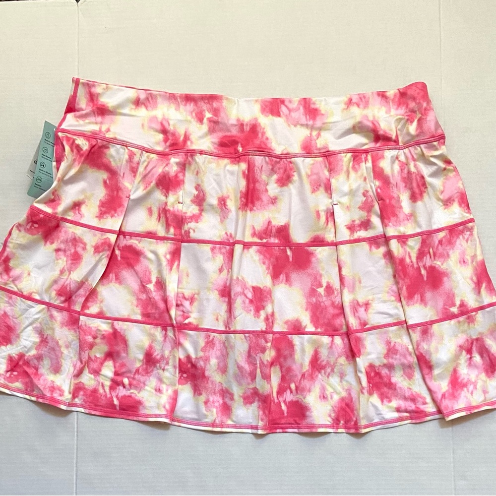 Ideology Peter Skorts size 3X